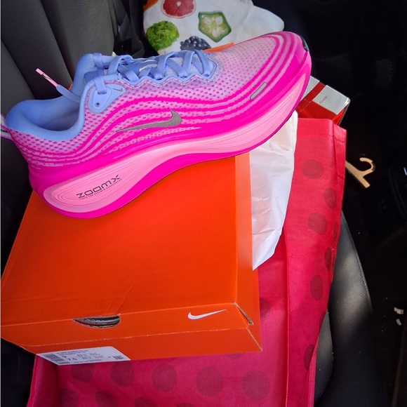 Nike Women's zoom x Vibrant Pink and Lavender Athletic Shoes - Picture 1 of 3